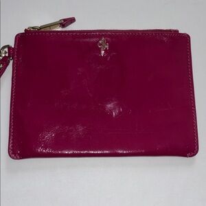 COLE HAHN DEEP PINK PATENT LEATHER WRISTLET SMALL GOLD C H LOGO ON FRONT